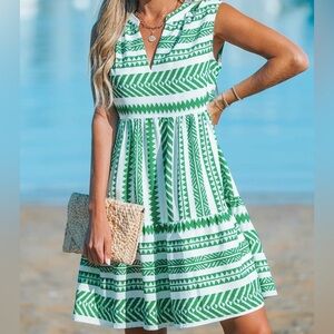 Cupshe Green and White Geometric Mini Dress